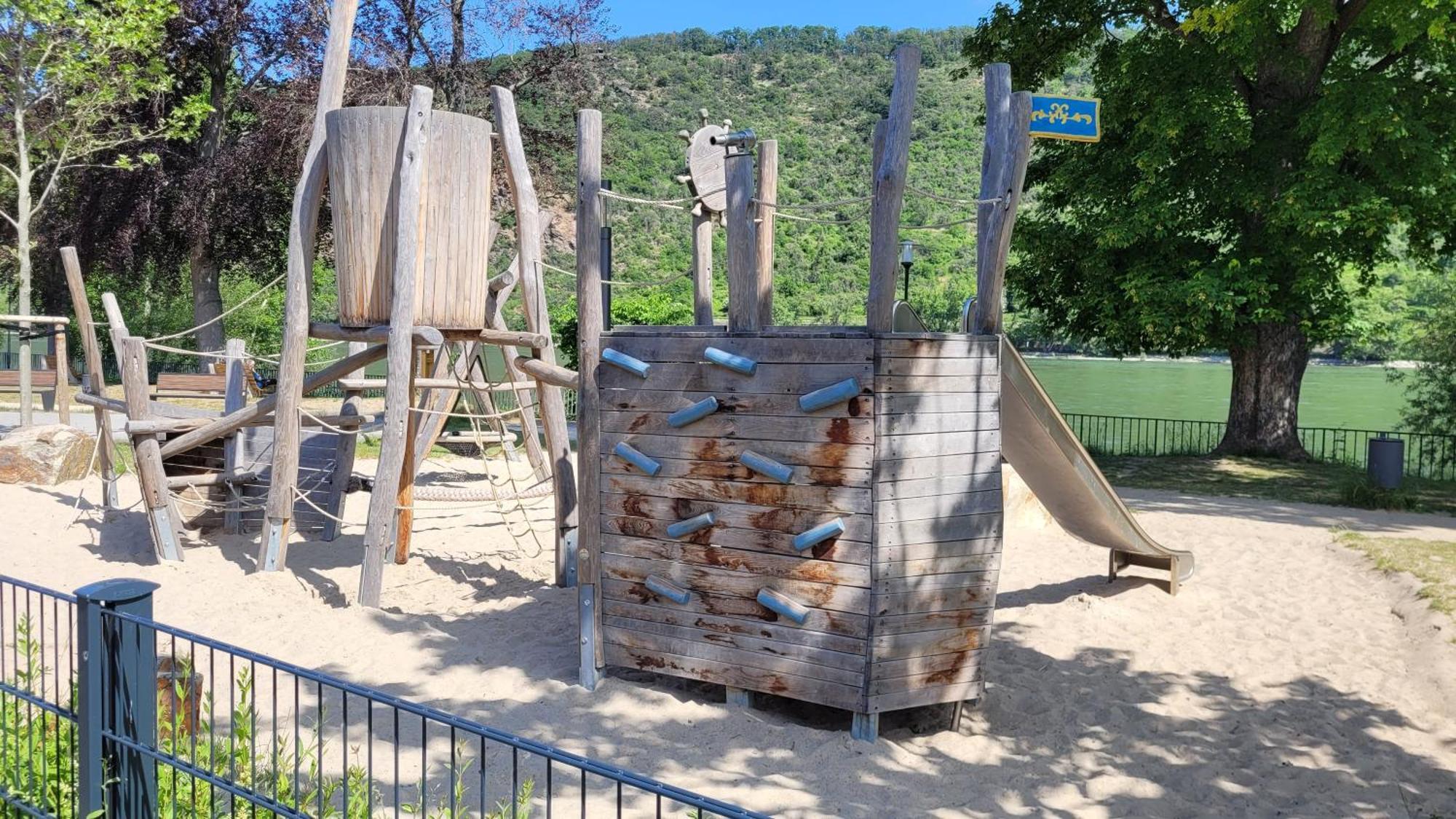 Urlaub Am Rhein, Ferienwohnung Mit Garten Boppard Eksteriør billede